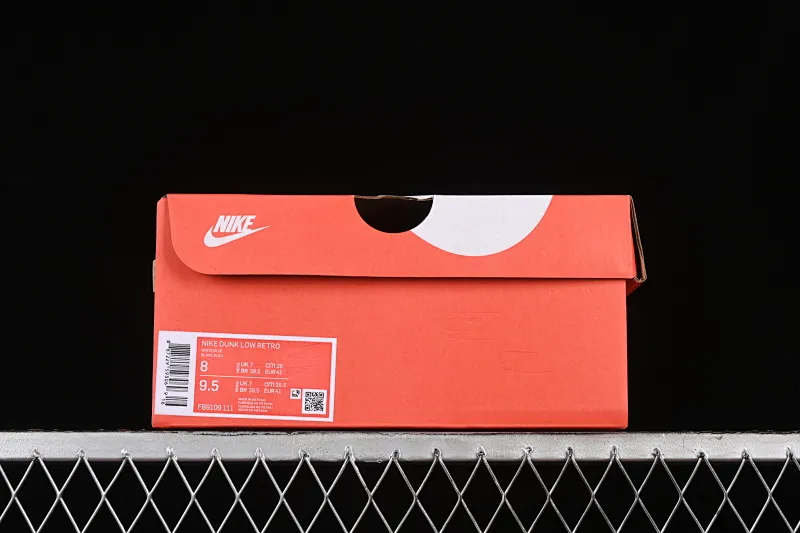 All categories Nk SB Dunk series Nk SB Dunk Low low-top sneakers Nk Dunk Low black and white gold color SB low-top casual sneakers FB9109-111